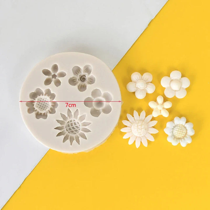 Rynx 3D Mini Daisy Silicone Mold Fondant Cake Decoration Tool Wedding Birthday Party Chocolate Candy Decor Pastry Baking Mold