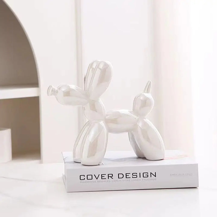 Lisslune | – Small dog sculpture made of balloons