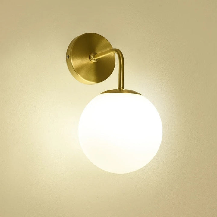Lisslune | SphereLuxe – Scandinavian Wall Light with Adjustable Lighting