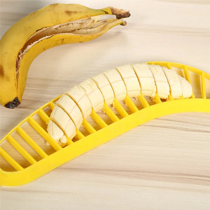 Lisslune | Equal Cut Banana Slicer Gadget