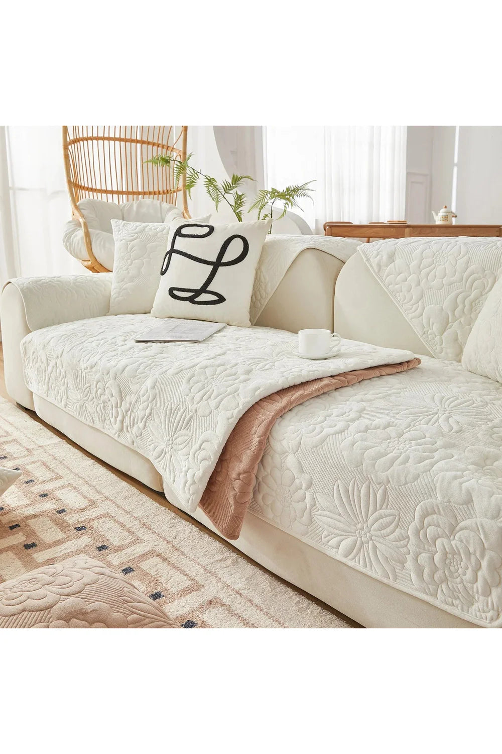 Lisslune | Plush Sofa Cover