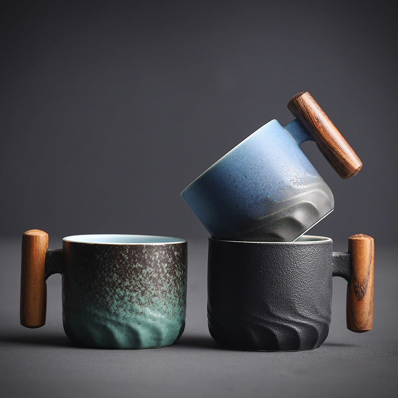 Lisslune | Handmade ceramic coffee mug with wooden handle