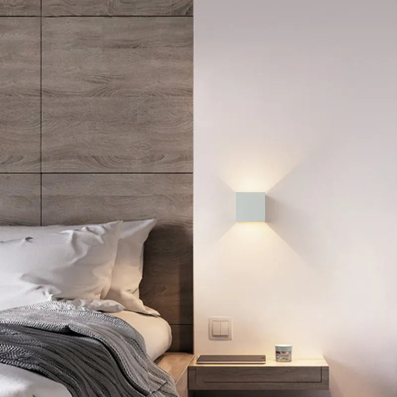 Lisslune | VellaGlow™ | Luxurious Wall Light with Motion Sensor