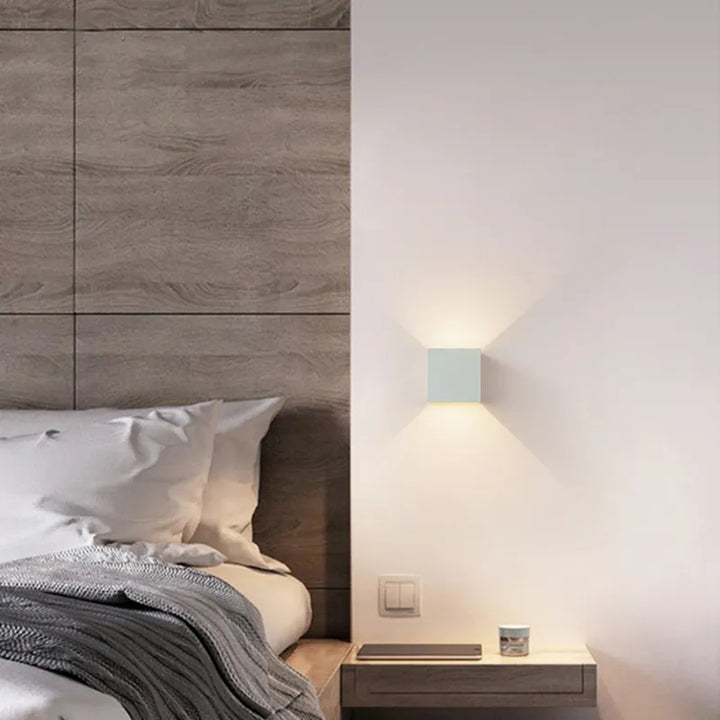 Lisslune | VellaGlow™ | Luxurious Wall Light with Motion Sensor