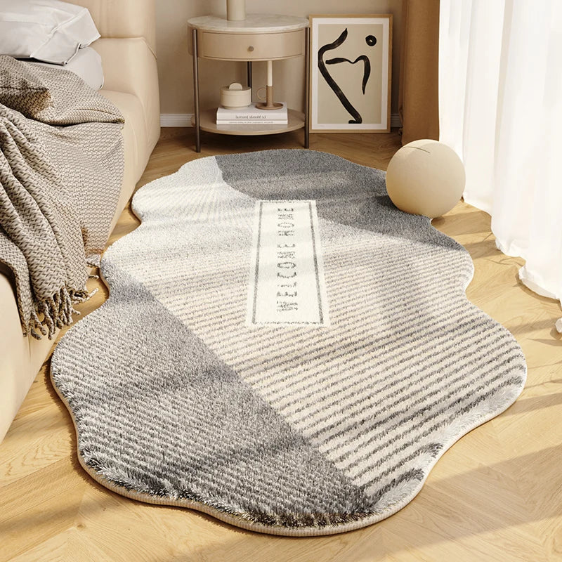 Rynx | Irregular Shape Bedroom Plush Rug Soft Soft Bedroom Decor Rug Retro Cream Rugs for Living Room Washable Thick Lounge Mat