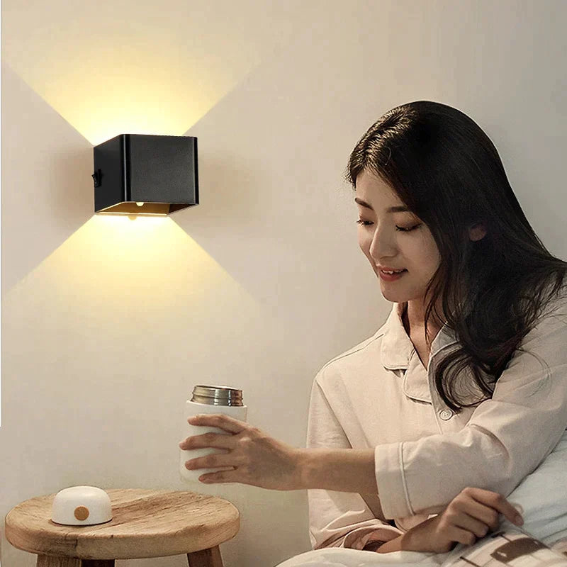 Lisslune | The luxurious and wireless wall lamp!