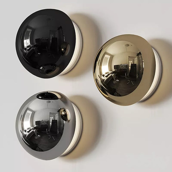 Lisslune | AuroraLume – Nordic Wall Lamp in Aluminium and Acrylic