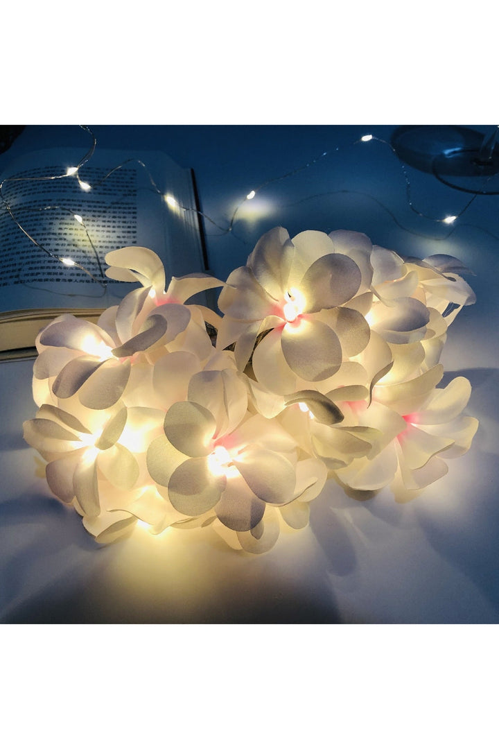 Lisslune | white rose light garland