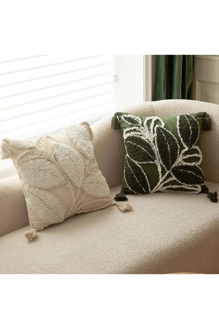 Lisslune | embroidered cushion cover