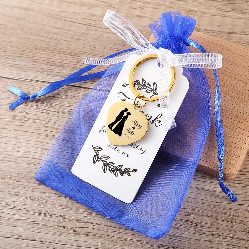 Lisslune | Personalized engraved heart-shaped keychain for weddings - Metal keepsake with names and dates