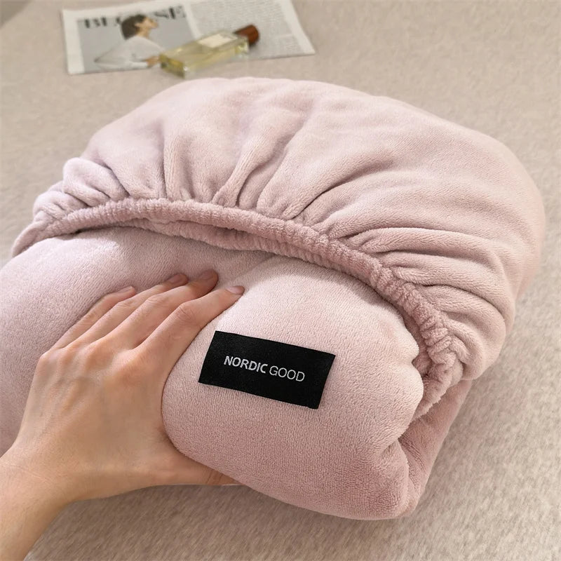 Rynx | 2024 New Comfortable and Warm A-Class High Weight Milk Velvet Unique Bed Sheet