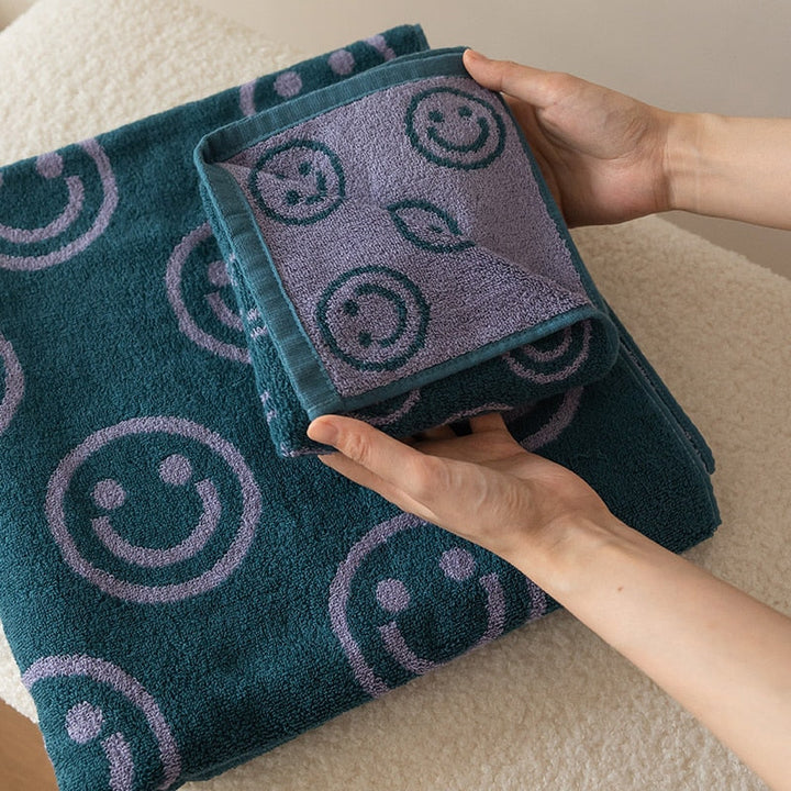 Lisslune | Double-sided Smiley Towel