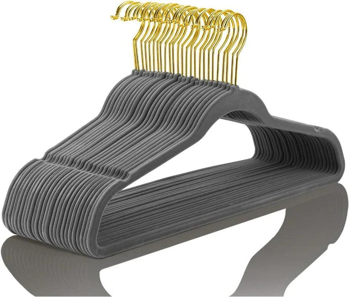 Lisslune | Elegant Teal Velvet Hanger Collection - 50 Premium Hangers with 360-Degree Gold Hook
