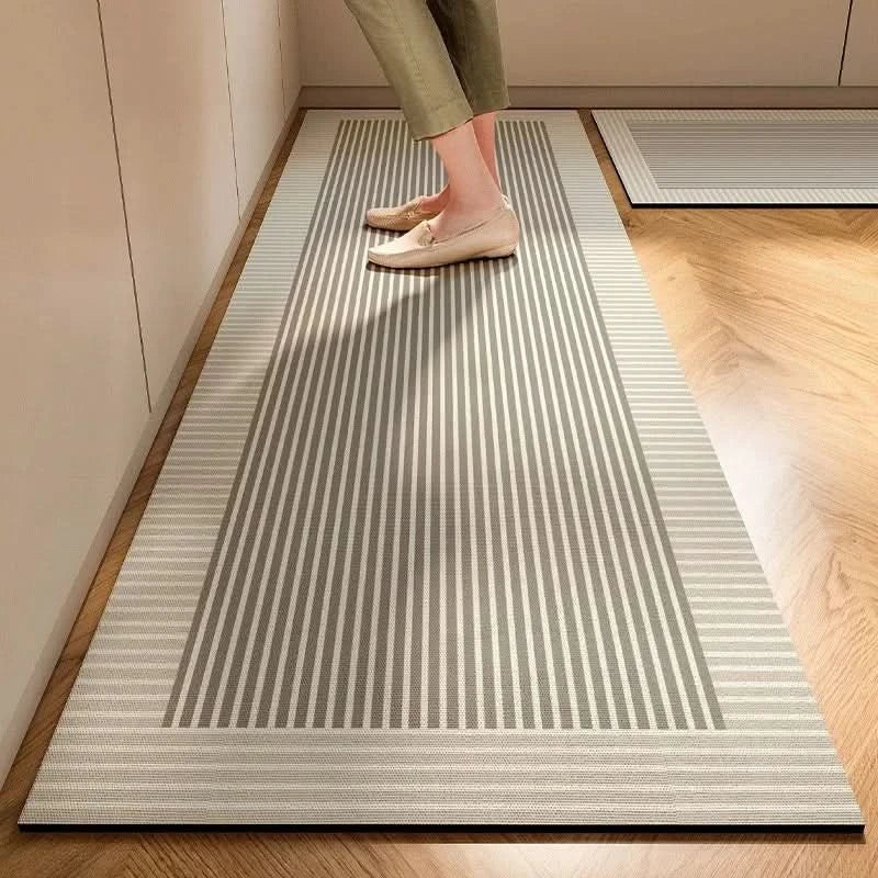 Lisslune | Minimalist Non-Slip Kitchen Floor Mat – Easy Clean