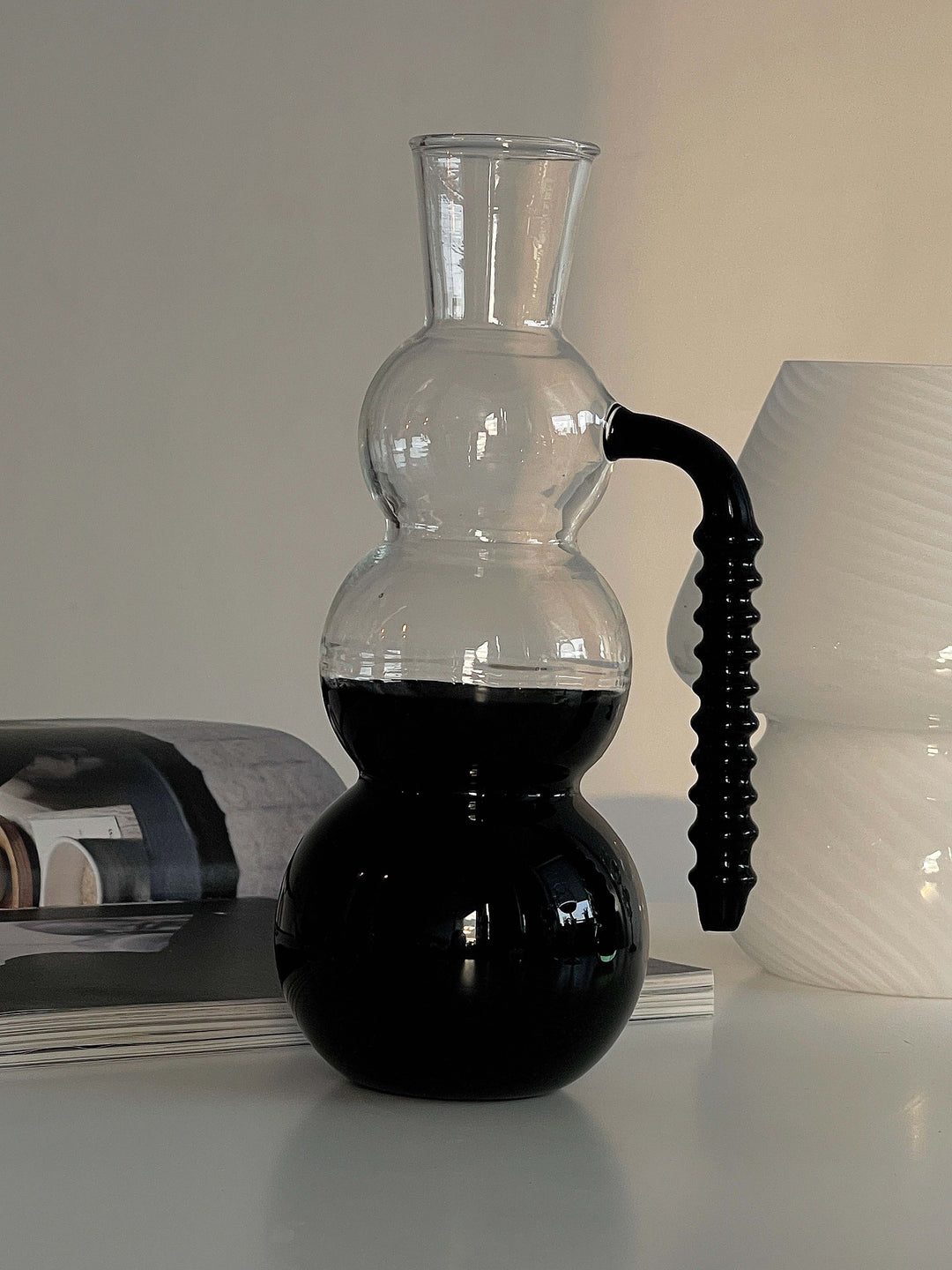 Lisslune | Chalice & Decanter made of colored glass