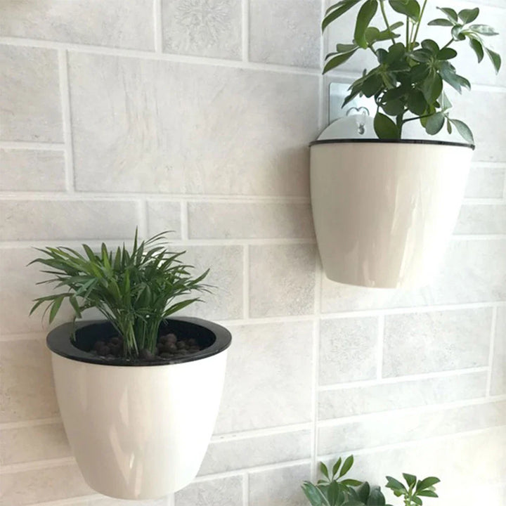 Lisslune | Self-watering hanging plant pot – Modern flower pot for wall mounting