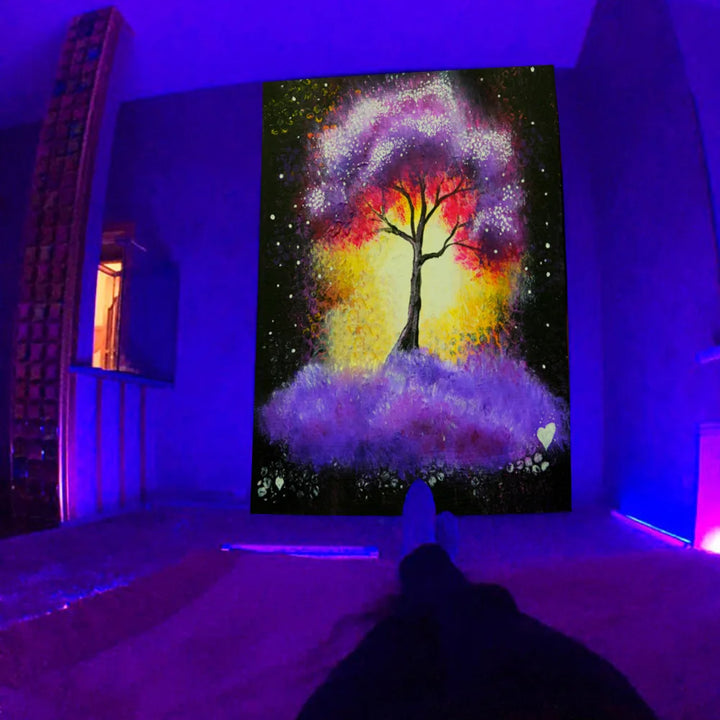 Lisslune | Mushroom Glow Wall Carpet