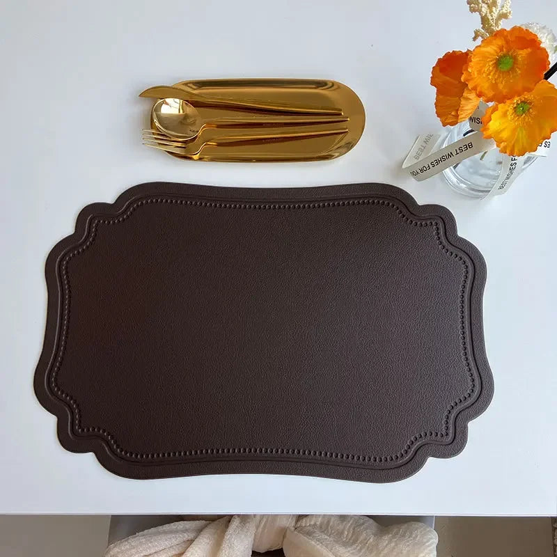 Lisslune | Zachary Placemat
