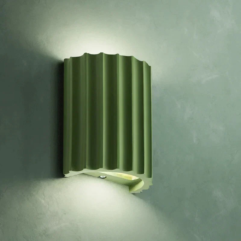 Lisslune | WärmeAura | Wall lamp made of resin for a warm atmosphere