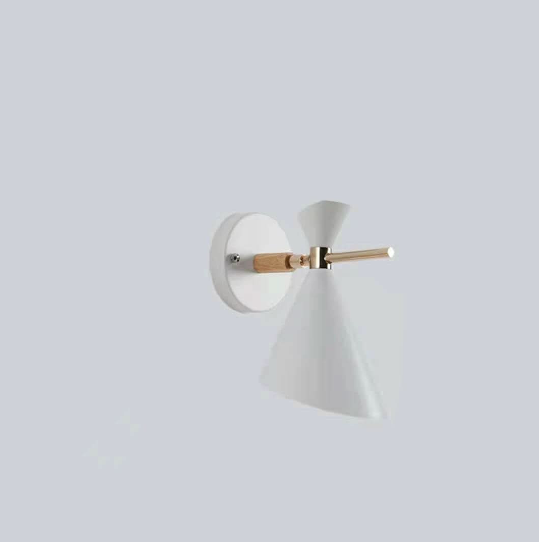 Lisslune | Minimalist Wall Light – Modern Horn Design Lamp