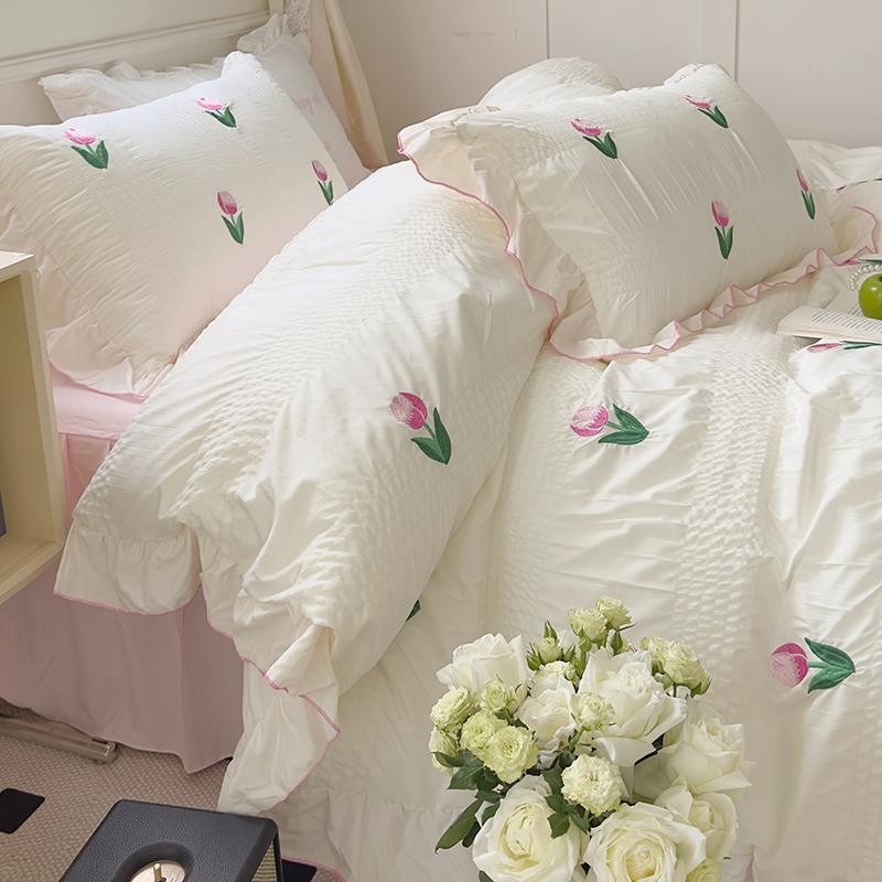 Rynx Coquette Room Tulip Ruffle Bedding Set