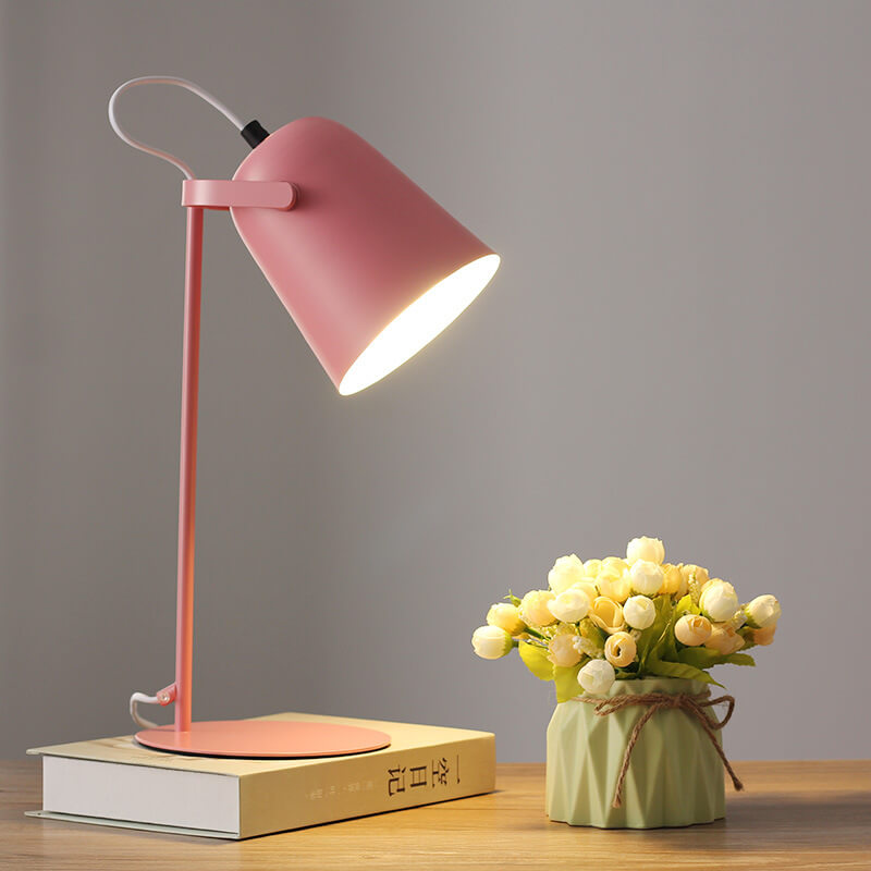 Lisslune | LumiTouch – Minimalist Table Lamp with Tripod Base and Touch Control