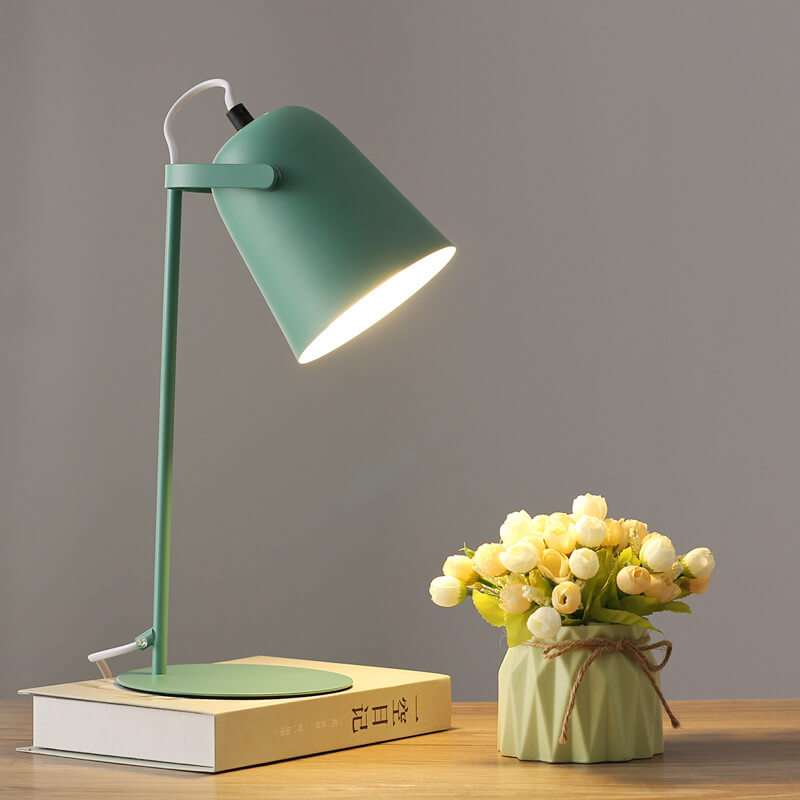 Lisslune | LumiTouch – Minimalist Table Lamp with Tripod Base and Touch Control