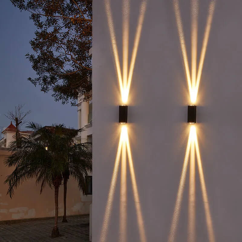 Lisslune | Modern waterproof rectangular LED wall light for outdoor use