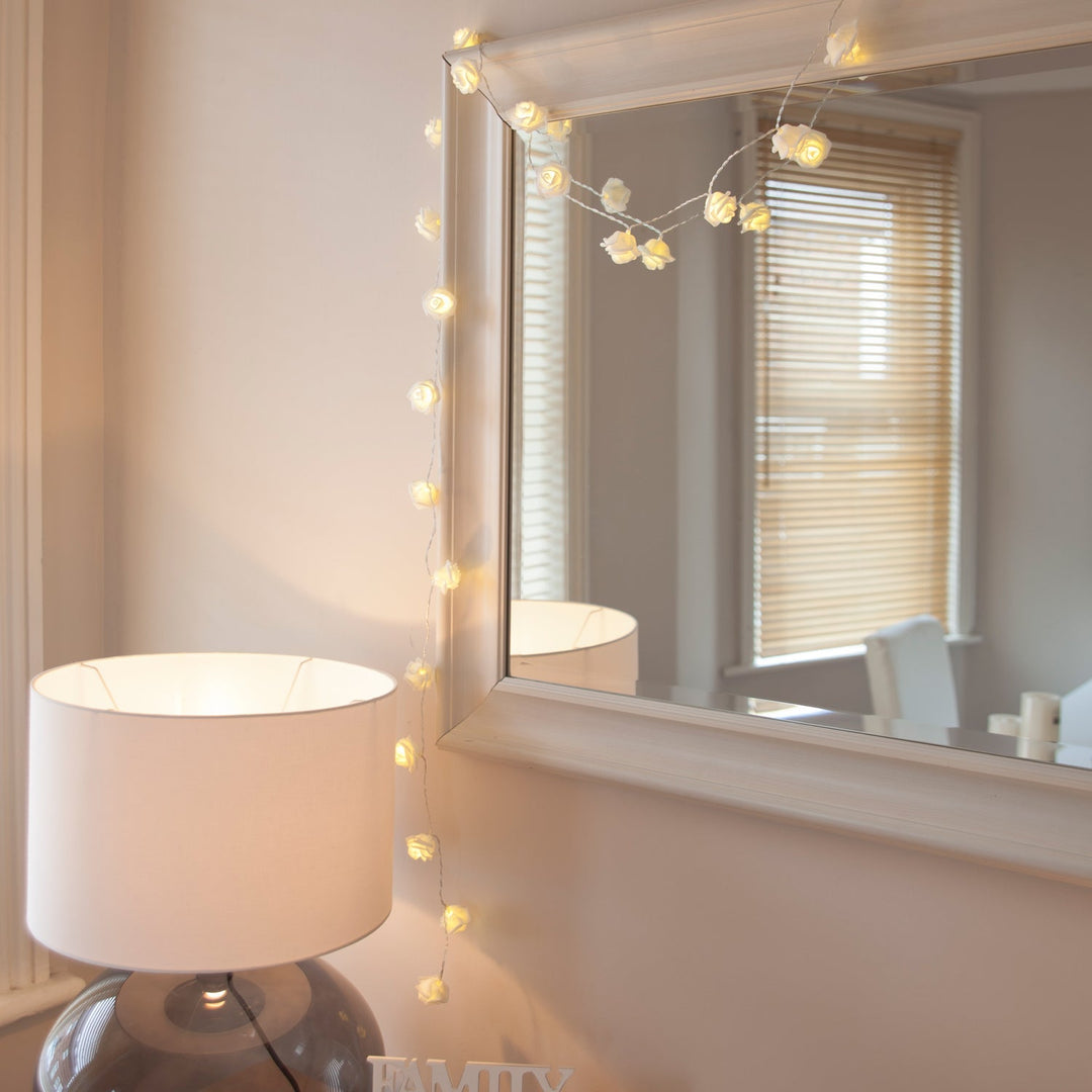 Lisslune | 30 LED Rose Fairy Lights warm white