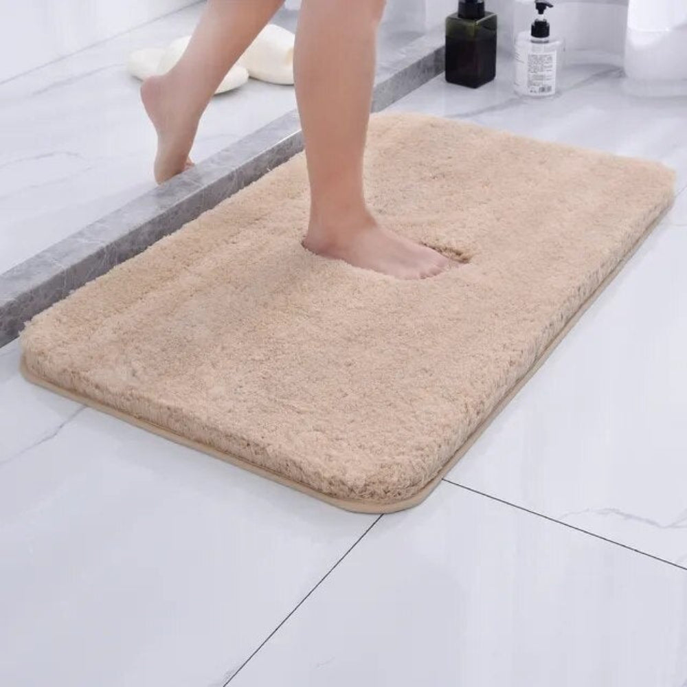 Lisslune | Ultra-soft fur bath mat for a cozy bathroom feel