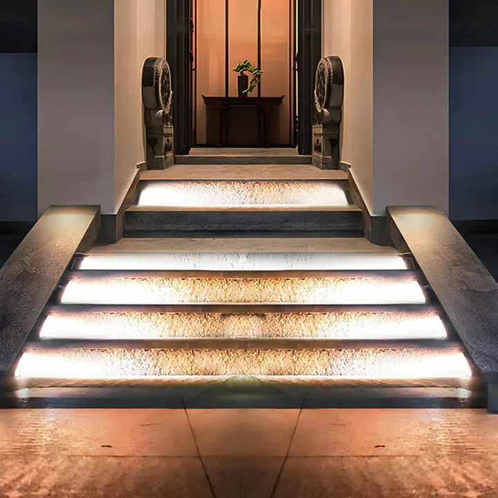Lisslune | Outdoor Solar Stair Lights | Energy-Efficient LED. Weather-Resistant & Ideal for Garden Pathways and Driveways