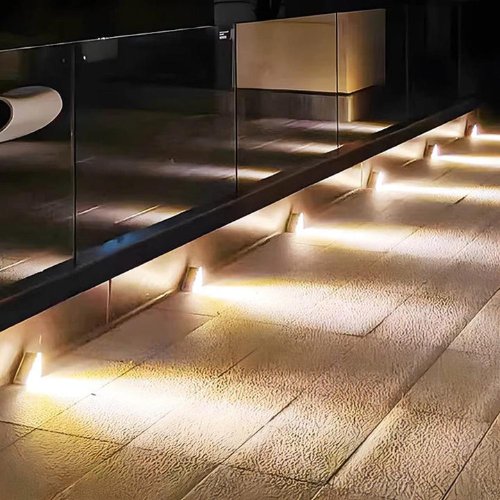 Lisslune | Outdoor Solar Stair Lights | Energy-Efficient LED. Weather-Resistant & Ideal for Garden Pathways and Driveways