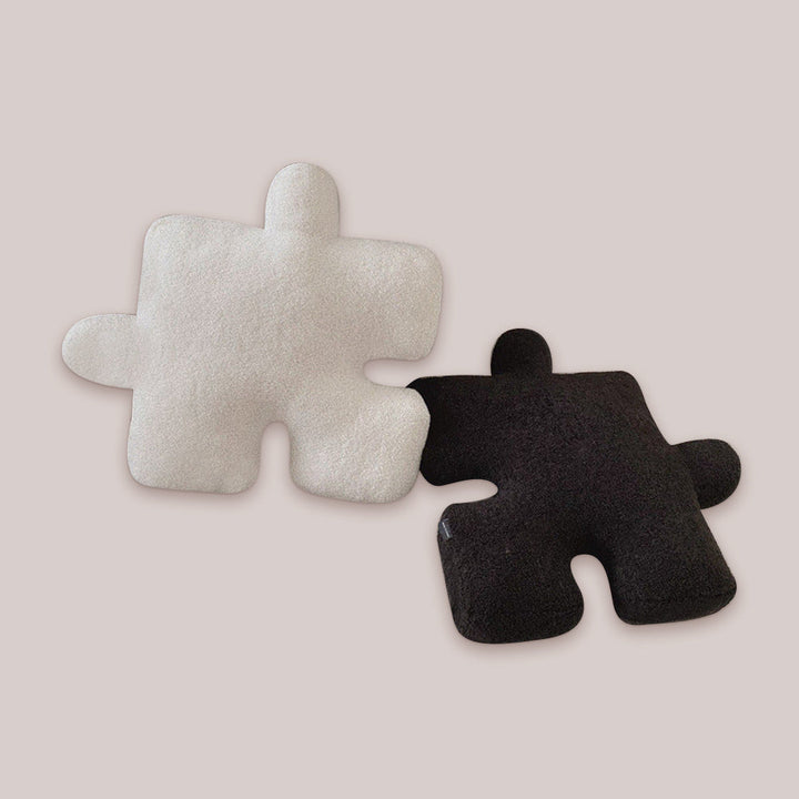 Lisslune | Black-White Cushion Set