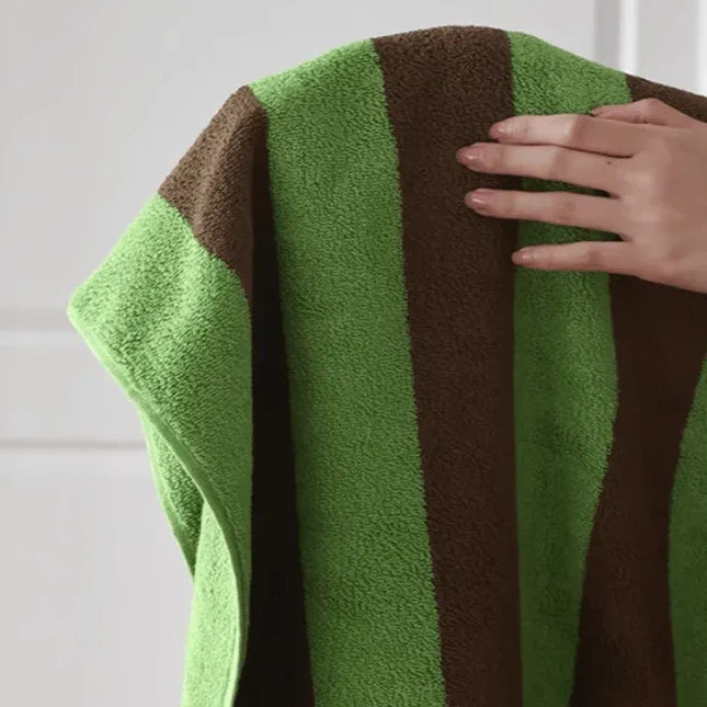 Lisslune | Retro Stripes Towel (Chunky)