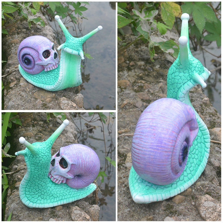Lisslune | Snail Skull Halloween Patio Sculpture