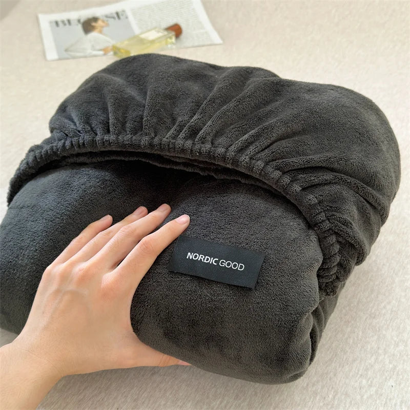 Rynx | 2024 New Comfortable and Warm A-Class High Weight Milk Velvet Unique Bed Sheet