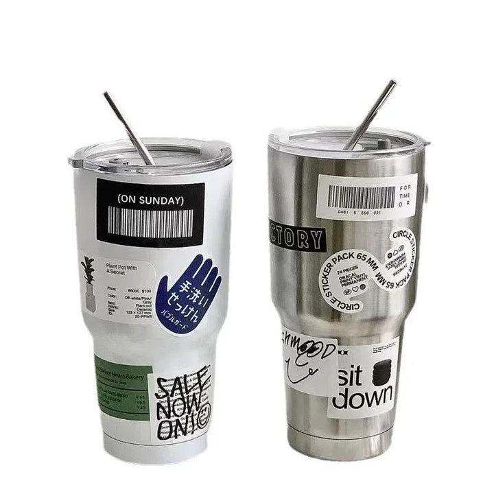 Lisslune | 900ML Double-Walled Insulated Steel Travel Mug with Straw and Lid - Perfect for Adventurers and Daily Hydration