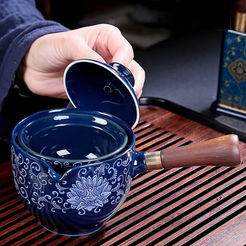 Lisslune | Traditional Harmony Ceramic Rotating Teapot