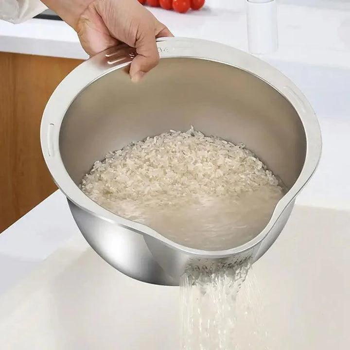 Lisslune | Extra-large stainless steel sieve with innovative slanted design for effortless washing