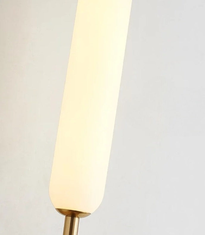 Lisslune | AuraGold – Elegant Gold Wall Lamp for LED Illumination