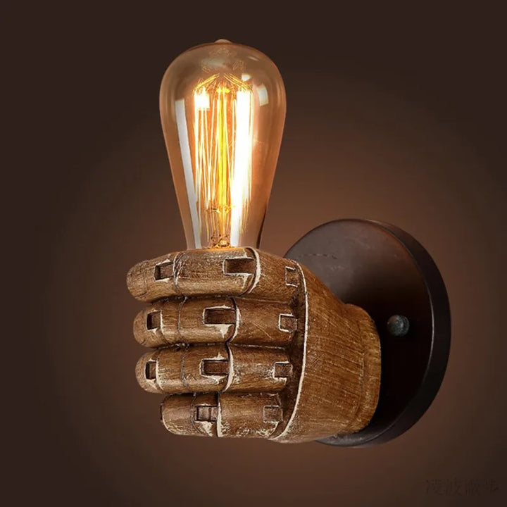 Lisslune | Wall Fist Lamp
