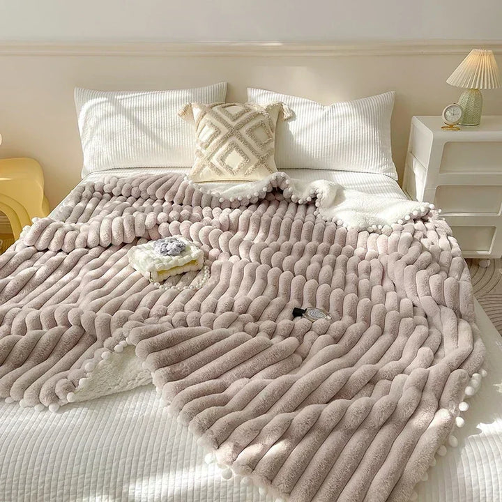 Rynx Toskana Synthetic Rabbit Fur Warm Weighted Blankets for Bed Luxury Synthetic Lamb Wool Double Blanket Soft Fluffy Warmth Double Blanket