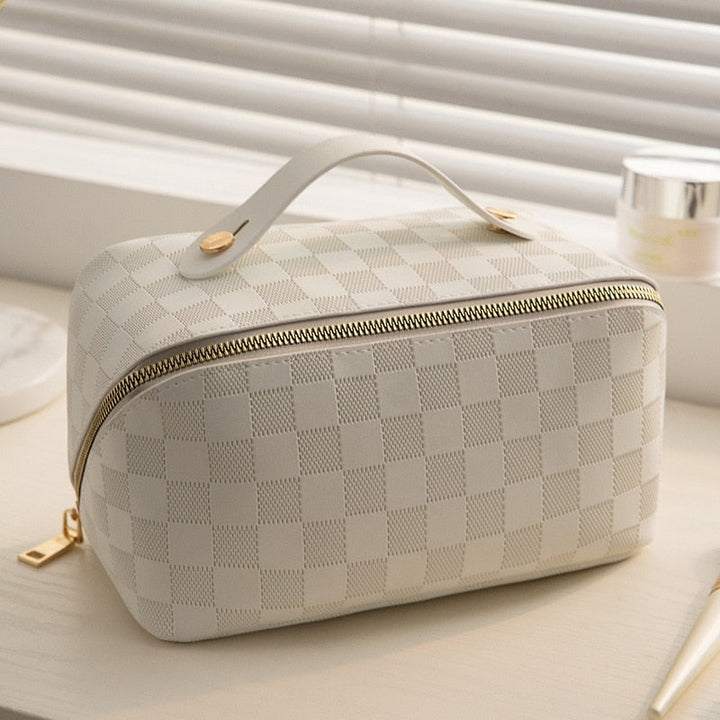 Lisslune | Luxury Checkered Make-up Cosmetic Bag
