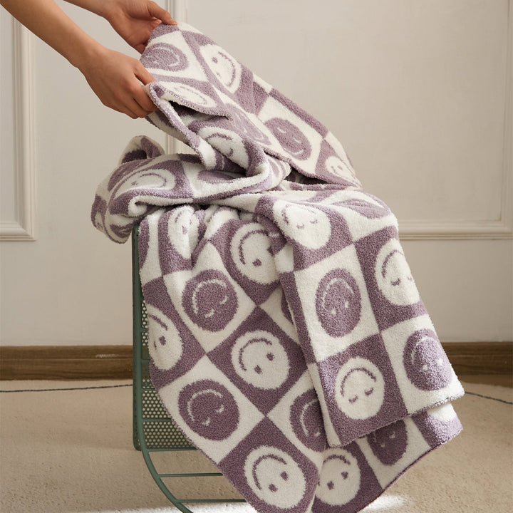 Lisslune | Smiley Checked Blanket