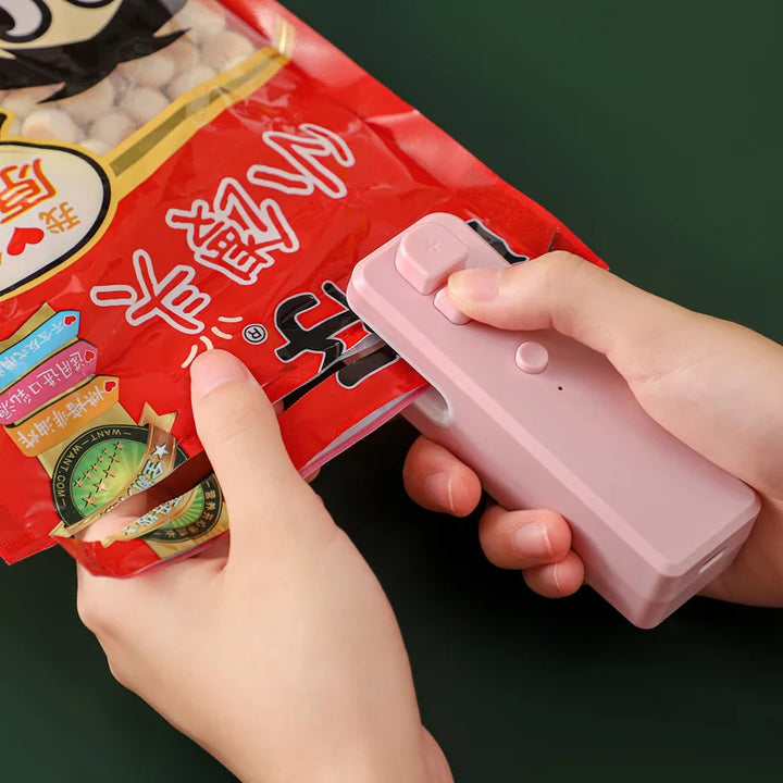 Lisslune | Magnetic USB Charging Snack Bag Sealer