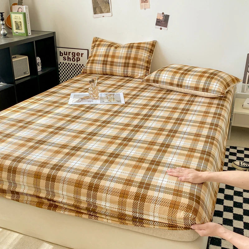 Rynx | Checkered Collection Fitted Sheet with Elastic Bands Non-Slip Adjustable Mattress Protector for Double-King-Queen Bed 90 150 180x200