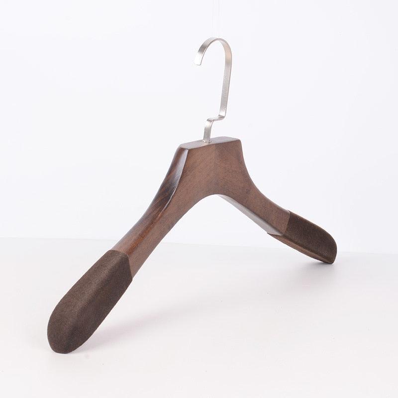 Lisslune | Elegant Wooden Hangers Set with Non-Slip Bar for Improved Closet Style and Organization