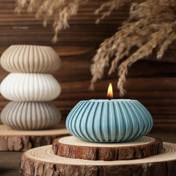 Lisslune | Versatile round silicone mold for crafting personalized concrete candle holders and incense holders - Ideal for DIY home decor projects
