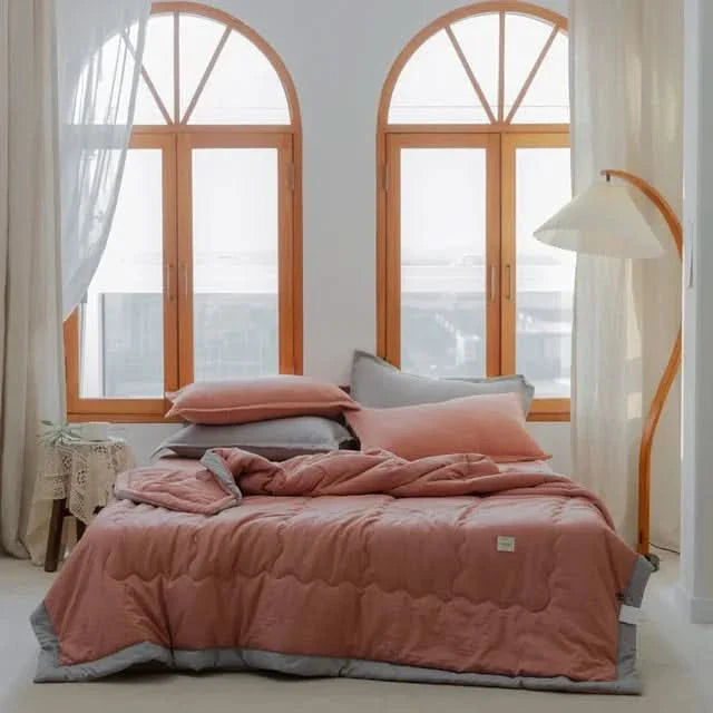 Lisslune | ComfyLux - Premium Lightweight Blanket