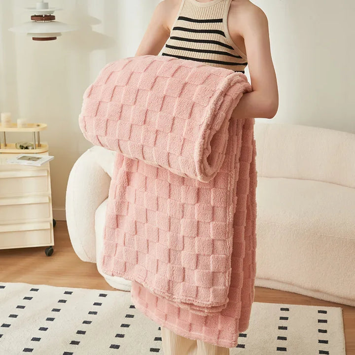 Lisslune | Cozy Checkered Blanket